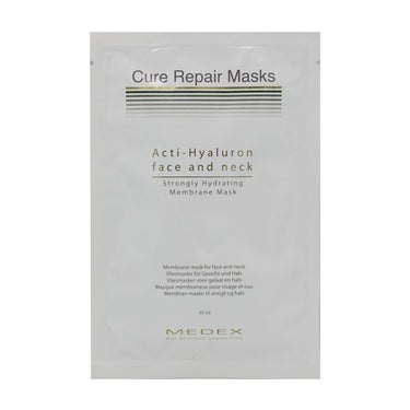 Strongly Hydrating mask suitable for all skin types, it hydrates and soothes with Aloe Vera and Hyaluronic Acid, enhancing moisture and collagen production.