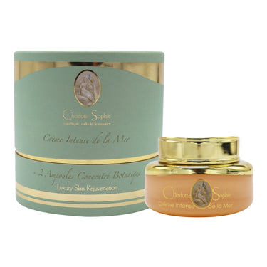 The cream is full bodied containing an higher concentration of caviar, it helps to nourish skin deeply, restoring a youthful glow and appearance.