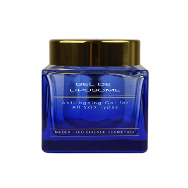 Anti-aging gel with liposomes to prevent premature aging and visibly restore youth in the skin.