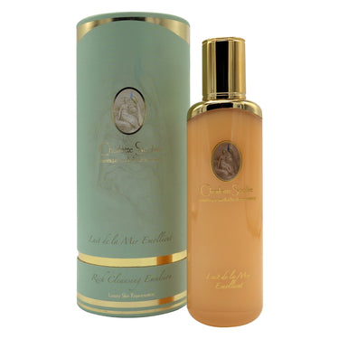 Lait de la Mer Emollient is a softening, cleansing emulsion enriched with camomile, real caviar and red algae, suitable for all skin types.