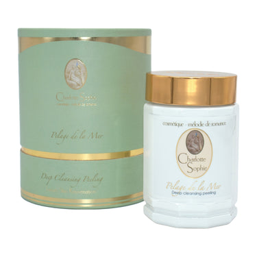 Pelage de la Mer is a luxuriously creamy deep cleansing peeling containing exfoliating silica-pearls, leaving the skin velvety soft.