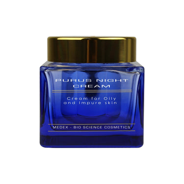 Nourishing moisturizer that helps regenerate, repair, and maintain moisture balance on both oily and combination skin.